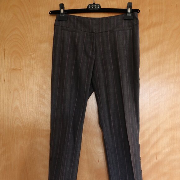 Shin Choi grey with pink pinstripes dress pants size 2 side buttons so cute! - Picture 2 of 13